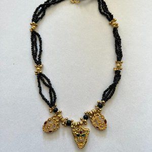 Traditional lndian Beaded Necklace